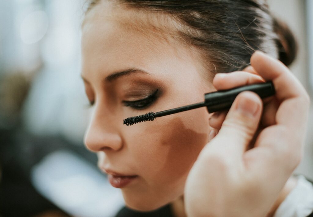 How Makeup Workshops in Leander Inspire New Artists in Spring